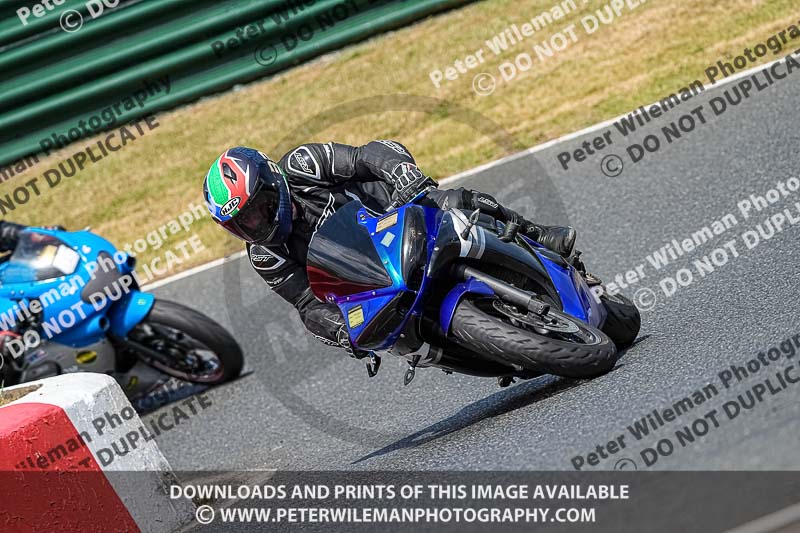 enduro digital images;event digital images;eventdigitalimages;mallory park;mallory park photographs;mallory park trackday;mallory park trackday photographs;no limits trackdays;peter wileman photography;racing digital images;trackday digital images;trackday photos